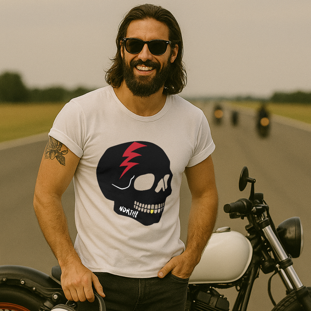 Camiseta blanca Neanderthal Skull Thunder con calavera y rayo rojo estilo motero