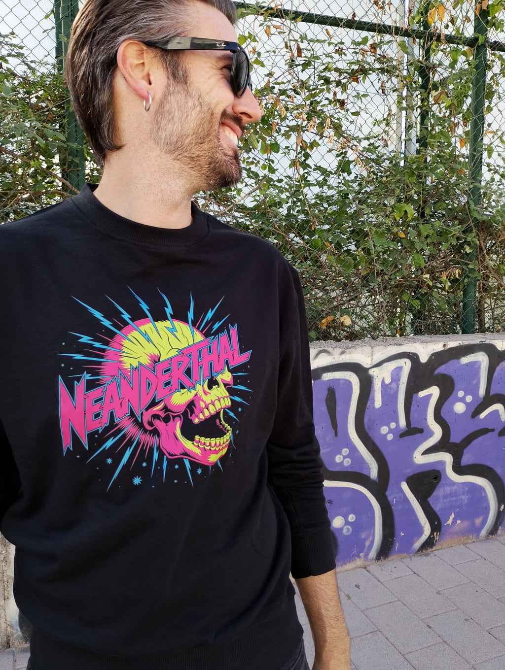 Sudadera neon skull – Neanderthal