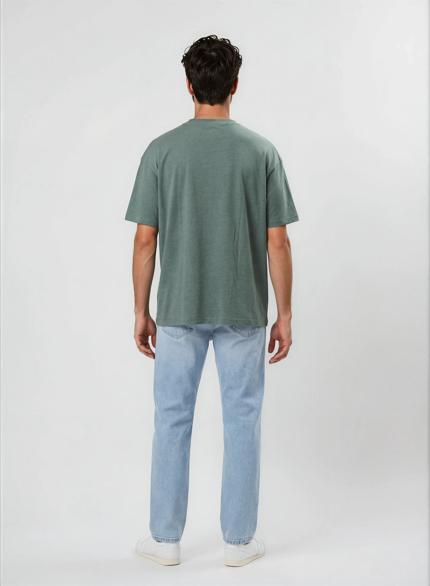 Camiseta verde hombre Origen Studio algodón 100% estilo minimalista fabricada en España