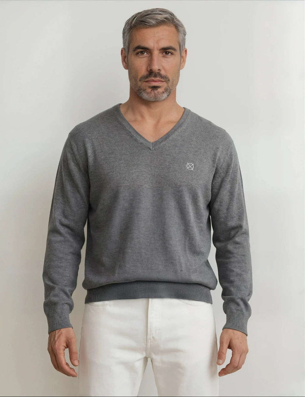 Jersey Gris Cuello Pico Essential – Origen Studio